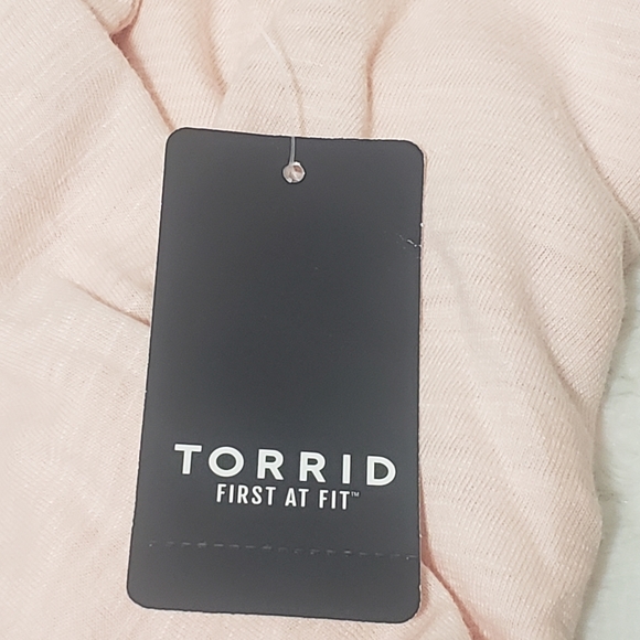 NWT Torrid Sz 0/L/12 Cool To Be Kind Slim Fit Short Sleeve Shirt - Picture 8 of 12